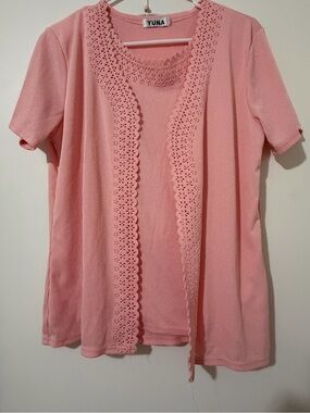 Yuna Pink Short-Sleeve Lace-Trim Top